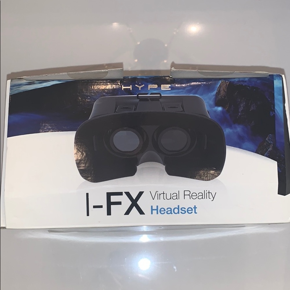 Virtually Reality Headset - Picture 4 of 5